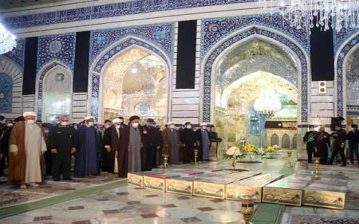 پیکر 7 شهید گمنام در قم تشییع وبه خاک سپرده شد پیکر 7 شهید گمنام در قم تشییع وبه خاک سپرده شد